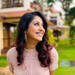 Ranjini Jose Instagram - Click click click !!! 📸 @jaanmonidasofficial #instareels #reels #instagood #photos #wedding #aleppey #photography #iphonephotography #rj