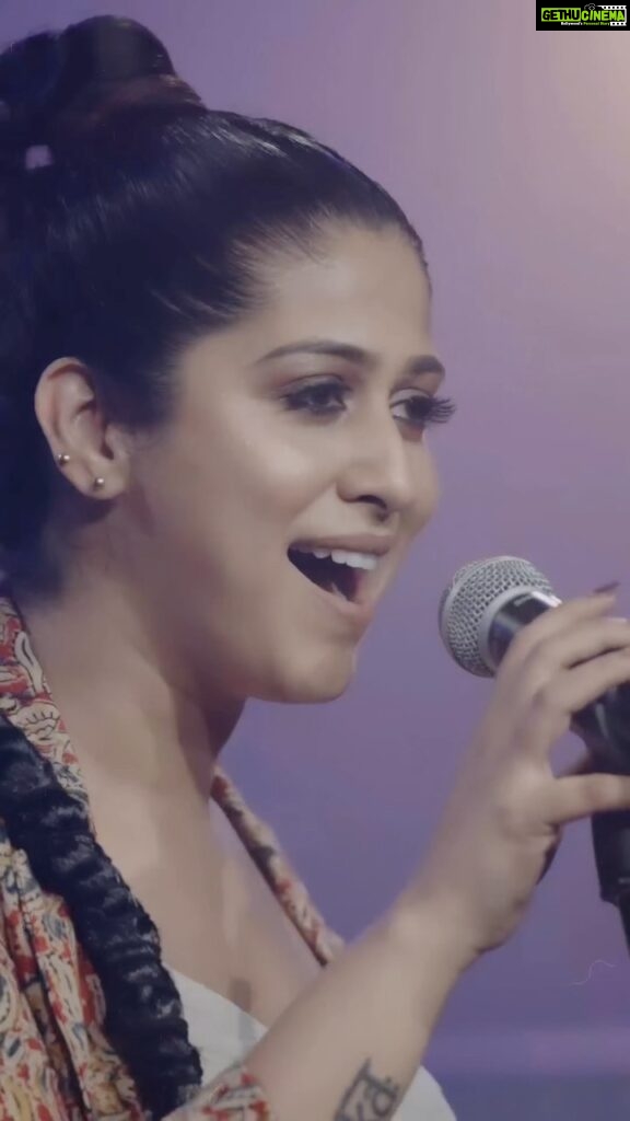 Ranjini Jose Instagram - “Nee Thedum Nesam Naane” is finally here. After what seems a long long wait. Super happy that this is my first attempt at writing a Tamil song (which is my mother tongue ❤️) The track is a quick story that came to my mind (from real life events 😅) and is a favourite of mine 🥰 - RJ Thanking would be cliche, but it is what it is coz of my musicians @charlesnazereth @the_voodoo_child_ @lesley_rodrigues__ and @san__lui 🥰 A ton of thanks again to my video team by @azuracreativestudio headed by @salithrashnad @sreepriyan and the team of @zion06__ @sihabjango @shahidh_ali And brilliantly edited by @anzarmohmed My lovely styling team of @aathiraparvathy @prabin_makeupartist and @sethulakshmi_makeupartist who have given me yet another look to cherish and do I love it! ❤️❤️😍😍 The video is out on my official YouTube channel and it’s an original song yes!!! So what you waiting for Watch the song! Let me know! Your responses mean the world to artists like me 🙏🏽❤️ Link in bio #neethedumnesamnaane #originalsong #independentartist #musicvideo #band #rjtheband #tamilsong #happiness #outnow