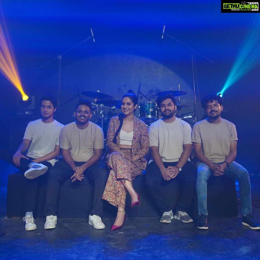 Ranjini Jose Instagram - “Nee Thedum Nesam Naane” - RJ @charlesnazereth @the_voodoo_child_ @lesley_rodrigues__ @san__lui Video out soon 🔴 #originalsong #originals #independentartist #musicians #video #youtube #rjtheband #comingoutsoon