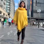 Ranjini Jose Instagram - Don’t know what it’s about yellow and Aussie land It’s a gorgeous combo ❤️ #poncho #yellow #mellow #winter #sydney Sydney, Australia