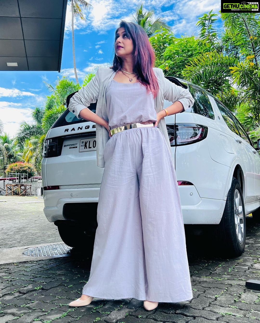 Ranjini Jose - 2.5K Likes - Lavender hues 🌸
MUH : @prabin_makeupartist
Styled by me 😊