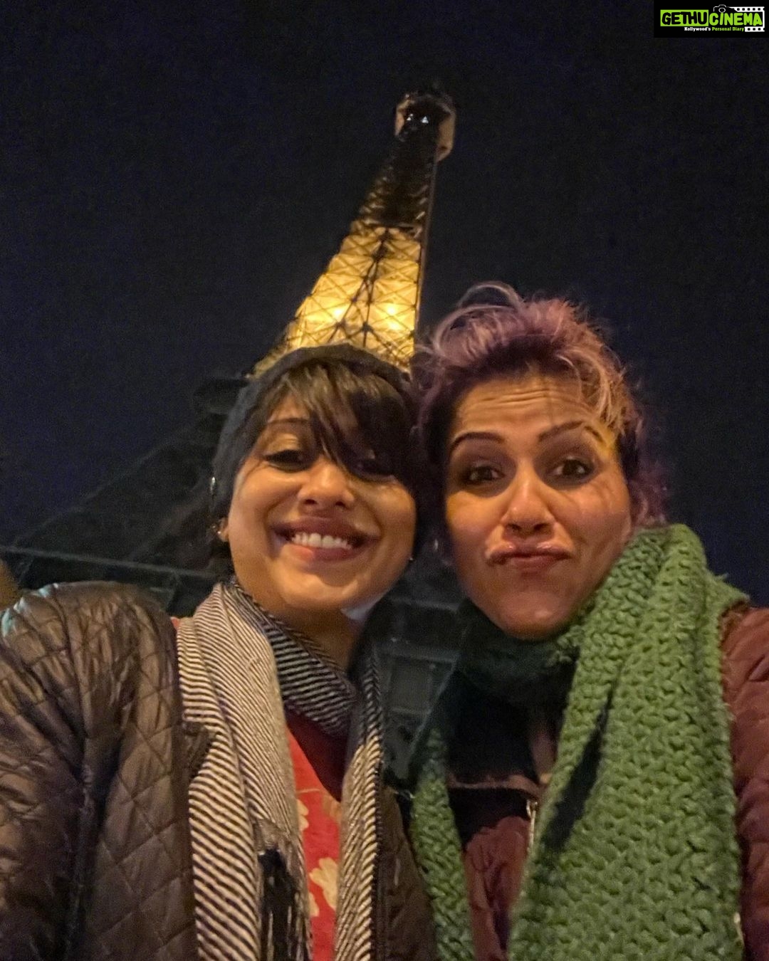 Ranjini Jose - 3.3K Likes - Gonna be closin in on a year on this memory ❤️
@ranjini_h
#thetrip #ranj #paris #eiffel #2022 #oneyearago #friendslikefamily