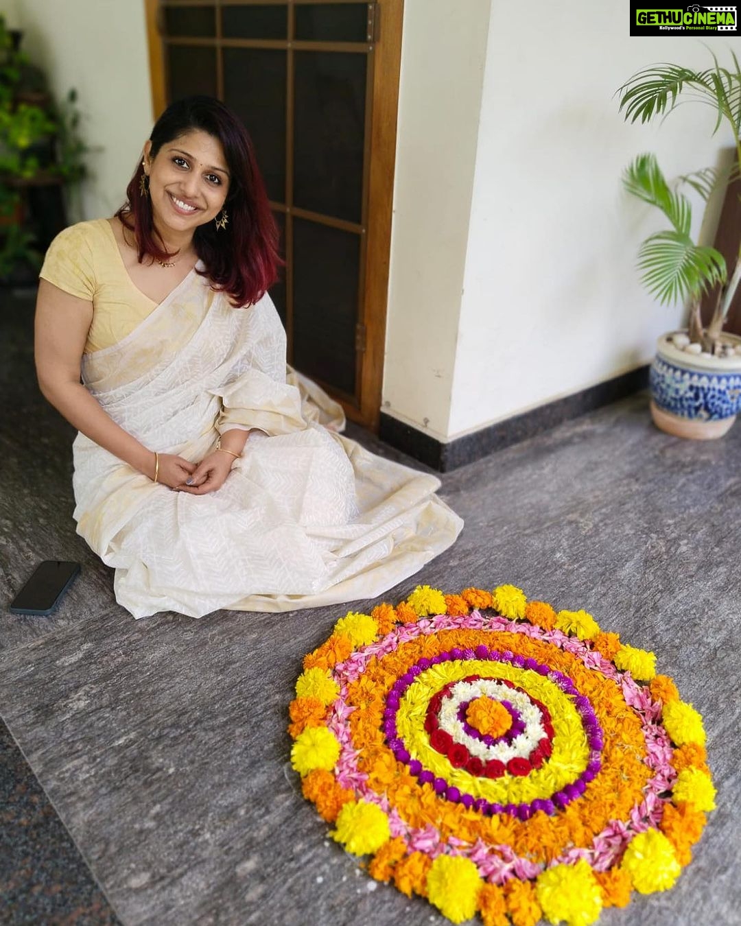 Ranjini Jose - 5.6K Likes - And I reached home just in time to be with my loved ones this Onam
Couldn’t ask for anything more ❤️
Hope you all had a lovely Onam with your peeps
Wishing you all loads of happiness and prosperity 🌸
Happy Onam ❤️