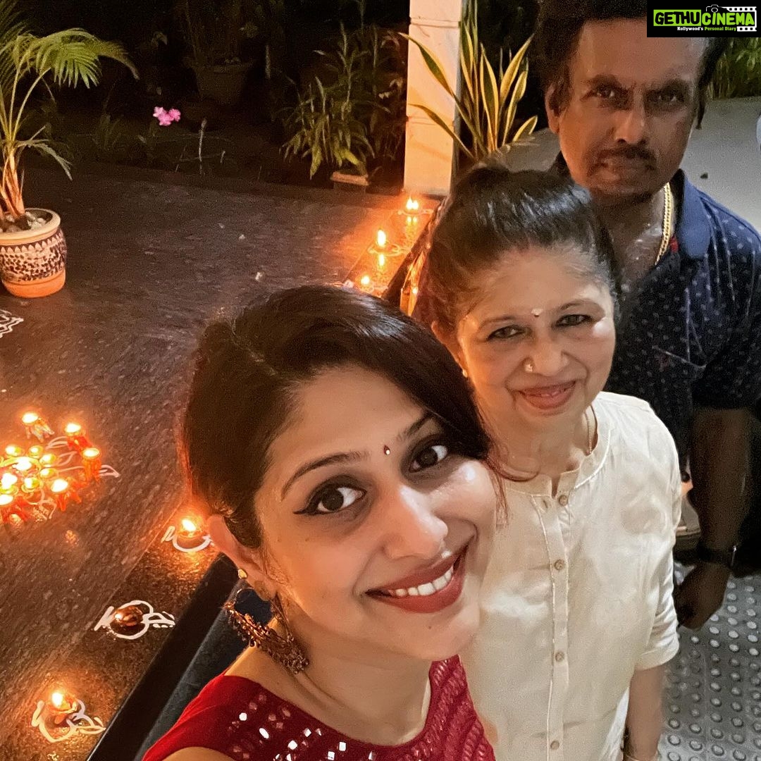 Ranjini Jose - 2.4K Likes - Diwali 2023 💥💫
May your life be filled with love and light
Happy Diwali 🌻
#festivaloflights #diwali