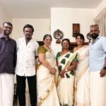 Ranjini Jose Instagram - And I reached home just in time to be with my loved ones this Onam Couldn’t ask for anything more ❤️ Hope you all had a lovely Onam with your peeps Wishing you all loads of happiness and prosperity 🌸 Happy Onam ❤️