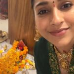 Rashmi Gautam Instagram - Mere Tumhare sabke liye #HappyDiwali #happydiwali2023 #laxmipuja