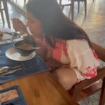 Rashmi Gautam Instagram - Some pictures might be blur for your sight but the memories are so clearly right #RR vacation #beachbabes #rashmigautam #holidayseason