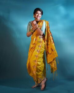 Rasika Sunil Instagram - Zee Marathi Ganeshostav 2023

Styling @nehachaudhary_ 
Hair by @priyankapore_makeupartist 
Clicked by @sarrikaaaaaa 
Saree: @aaishvy_designs
Jewellery: @kankshinistudio
@treasureboxforyou