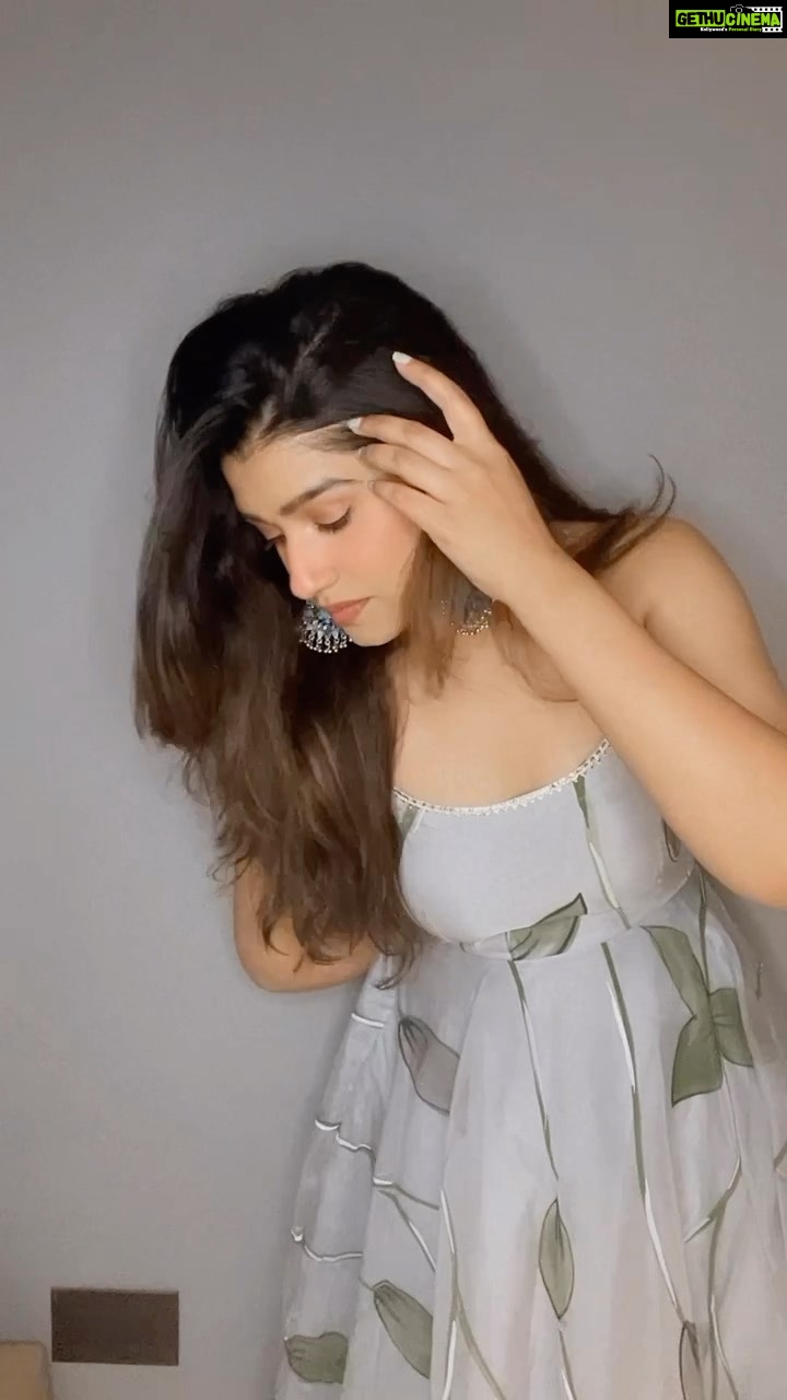 Rasika Sunil Instagram - Just flaunting a new dress, good make up, non styled messy hair and sexy tattoo ๐ #Rasikasunil #rasikasunilfc #love #gratitude #reelitfeelit #happiness #reelsofinstagram #reelkarofeelkaro #fun #goforit #awesome #messyhair #newdress #tattoo #makeup