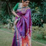 Rasika Sunil Instagram - ❤️ MUA @ketakideshmane_makeupartist Style by @k2fashioncloset @stylebyk2 Saree by @nishalikasarees Blouse by @frenchknot_Pranjalpawar Jewellery by @jizajewellerystudio Photoshoot by @capture_by_chinmay