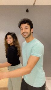 Rasika Sunil Instagram - SHIVAAAAAAAAAAA! 

Choreographed by @adi_bilagi 

#rasikasunil #adibilagi #bilagidance #rasikasunilfc #love #gratitude #reelitfeelit #happiness #reelsofinstagram #reelkarofeelkaro #fun #goforit #awesome
