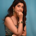 Rasika Sunil Instagram - Wondering… Styled by @stylebyk2 @ketaki_ashish Outfit by @kalamandir_thane Jewellery by @sorayaajewels_ Hair by @nikita_kumavat_makeovers Photos by @sarrikaaaaaa