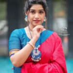 Rasika Sunil Instagram - आजचा रंग : गुलाबी हा रंग प्रेमाचे,सुंदरतेचे आणि कोमलतेचे प्रतीक आहे..हा रंग आपल्या मनात ऊर्जा आणि उत्साह निर्माण करतो..गुलाबी रंगाचं आणि स्त्री चं खूप जवळचं नातं आहे..हा रंग स्त्री ला नेहमी आकर्षित करतो..चिमुरड्यांपासून अगदी आपल्या आजी पर्यंत प्रत्येक स्त्री ला गुलाबी रंगाची भुरळ पडते.या रंगाप्रमाणे तुमच्या नात्यांतील गोडवा कायम असाच वाढत राहून तुमचं कुटुंब सदा सुख समृद्धीने नांदो.. - नित्यश्री ज्ञानलक्ष्मी. @nityashree19 Saree and blouse by @k2fashioncloset Concept & Style by @ketaki_ashish @stylebyk2 Hair by @priyankapore_makeupartist @priyajadhav_makeupartist Jewelery by @shreyacreation16 Photo : @vikrantmumbaikar Video : @royalframez & @sagar_geedh Lights: @sushant.7373 MUA: Yours truly ❤️ Managed by @prernaasuryawanshi Assisted by @poojatayde ‼️ This Top, Design and Image is Subjected to Copyright ©️ ‼️P.S : Do not use this Image and Design without any Permission.! Stay tuned & stay safe