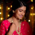 Rasika Sunil Instagram – Celebrating this beautiful team ❤️
Saree by @k2fashioncloset
Kurta set by @k2fashioncloset
Styled by @ketaki_ashish
Jewellery by @aarika_by_chandrika
Photoshoot by @deepali_td_official
Hair by mua @kirtimakeupexpert
Make up by Yours Truly 💜
#Rasikasunil #rasikasunilfc #love #gratitude #happiness #photoshoot #home #india #festivewear #festivevibes #diwali