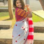 Rasika Sunil Instagram – ❤️ 🌱 

Styled by @k2fashioncloset
 📸 @manishadhabadgaonkar 

#Rasikasunil #rasikasunilfc #love #gratitude #happiness #fun #goforit #awesome #ganpati #saree #sareelove #thane #home Thane