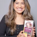 Rasika Sunil Instagram – #AD Use the code ‘ *COLOR5* ‘ on Amazon to avail additional discount on the L’Oreal Paris Casting Creme Gloss Ultra Visible.

Ganesh Chaturthi is here which means a new look. Thanks to L’Oreal Paris Casting Creme Gloss Ultra Visible. I’m just in love with it. 💕

It has no ammonia, gives a vibrant colour even on dark hair and it lasts 32 washes. It made my hair 5X glossier and shinier.

I chose Shade 632, light golden brown from their new UV (Ultra Visible) Range.

#CastingGlamThisFestiveSeason  @lorealparis @amazonfashionin
#CastingCremeGloss #UltraVisibleHairColour

*24Hr prior allergy patch tests should be done