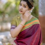Rasika Sunil Instagram - ❤️❤️❤️❤️ When Khun meets Pichwai… Introducing Hand made Pichwai work on khan saree Booking started DM or whts app on 7021620008 Saree by - @k2fashioncloset Photography - @yogendra_chavhan Make-up - @madhurikhese_makeupartist Hair - @komalpashankar_makeupartist Jewelery by - @kankshinistudio Nath by - @anvita.collections #Rasikasunil #rasikasunilfc #love #gratitude #goforit #awesome #saree #sareelove #traditional #maharashtrian
