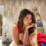 Rasika Sunil Instagram - #rasikasunil #rasikasunilfc #home #saree #sareelove #yellow #thane