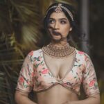 Rasika Sunil Instagram - R A S I K A🤍 Glamorous Shoot Muse @rasika123s Mua: @glowmancebyneha Hair: @rubious_makeovers Photography: @fotocopy_vm Jewellery & Outfit: @viiracouture #popxowedding #indianbrides #indianbridalmakeup #wedmegood #makeupartist #bridalmakeup #indianweddingbuzz #delhiwedding #indianstreetfashion #weddingbrigade #indianbride #indianwedding #delhimakeupartist #mumbaimakeupartist #makeupartistindia #indianmakeup #indianbrides #indianwedding #indianweddings #indianweddinginspiration #mua #mualife #mumbai #pune #beautiful #boldgirl #boldphotography #prettygirls #actress #rasika Mumbai, Maharashtra