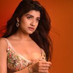 Rasika Sunil Instagram - I see you ❤️ Styled by @stylebyk2 @ketaki_ashish Outfit by @datetheramp Jewellery by @sorayaajewels_ Photos by @sarrikaaaaaa Make up and hair by me ❤️