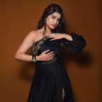 Rasika Sunil Instagram - Styled by @stylebyk2 @ketaki_ashish Outfit by @labelsimrankatyal Jewellery by @sorayaajewels_ Hair by @meghana_makeupartist Photos by @sarrikaaaaaa Make up by me