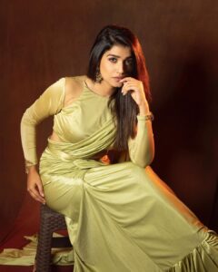 Rasika Sunil Instagram - ❤️
Styled and managed by @ketaki_ashish @stylebyk2 
Outfit by @aatarahindia 
Jewellery by @aarika_by_chandrika 
Hair by @priyankapore_makeupartist 
Picture by @mirrorcraftbynamit