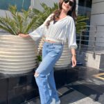 Rati Pandey Instagram – Peekaaaaboooo❤️

.
.
.
.
#feelgood #selfmusing #ratipandeyreels #instareels #reels #enjoylife #harhalmein