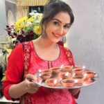 Rati Pandey Instagram – Happy Diwali ❤️❤️
.
.
.
#diwali2023 #peace #prosperity #goodhealth #loveyou #ratipandey