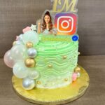 Rati Pandey Instagram – Congratulations @ratipandey for 1 M #instafamily from @angelic.tyagi 
@rpholic_pooja 
@archanakumari5 
@iamirfan__pathan 
.
.
.
#congratulations #ratipandey #1million #instafamily #fanlove #bakingblunders #tastyblunders #homebaker #homemade #homebakery #cakeart #cakedecorating #bakingblunderssince2007 Mumbai, Maharashtra