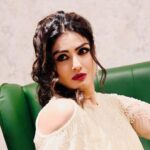 Raveena Tandon Instagram - #mood #diljhoomjhoom❣️