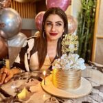 Raveena Tandon Instagram - And that’s how it went .. the birthday week … and still continuing ♥️ thank you all my lovelies for the fabulous cakes flowers love and wishes ♥️♥️♥️♥️♥️♥️ Mumbai, Maharashtra