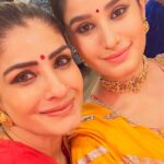 Raveena Tandon Instagram - #jaishreeram आप सभी को दशेरा की हार्दिक शुभकामनाएँ 🙏🏻🎉🕉️🎉🙏🏻