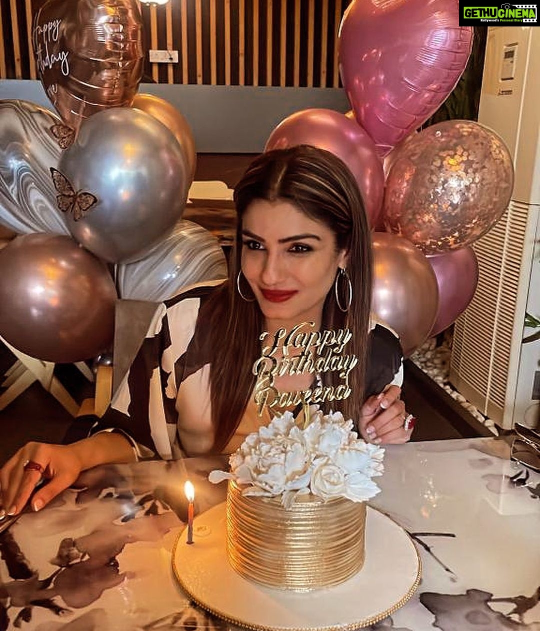 Raveena Tandon Instagram - And that’s how it went .. the birthday week … and still continuing ♥️ thank you all my lovelies for the fabulous cakes flowers love and wishes ♥️♥️♥️♥️♥️♥️ Mumbai, Maharashtra