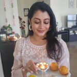 Reenu Mathews Instagram - Diwali sweets love😍 Kaju katlis & Ladoos... What's your fav mithai this season? . . #diwalivibes #diwaliindubai #diwali2023 #diwalisweets Emirate of Dubai