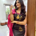 Reeshma Nanaiah Instagram - Wishing everyone a very Happy Deepavali.🪔✨ ಎಲ್ಲರಿಗೂ ದೀಪಾವಳಿ ಹಬ್ಬದ ಶುಭಾಶಯಗಳು 🪔✨ May this festival be as bright as the diyas and as sweet as the treats. Wishing you a safe and blessed celebration with your loved ones!❤️
