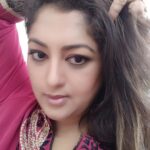 Rekha Krishnappa Instagram - Some old selfie dump from different pages of my gallery..... 💖 #sareelove #selfie #memoriesforlife #memories #happiness #shootinglocation #actorslife #actor India