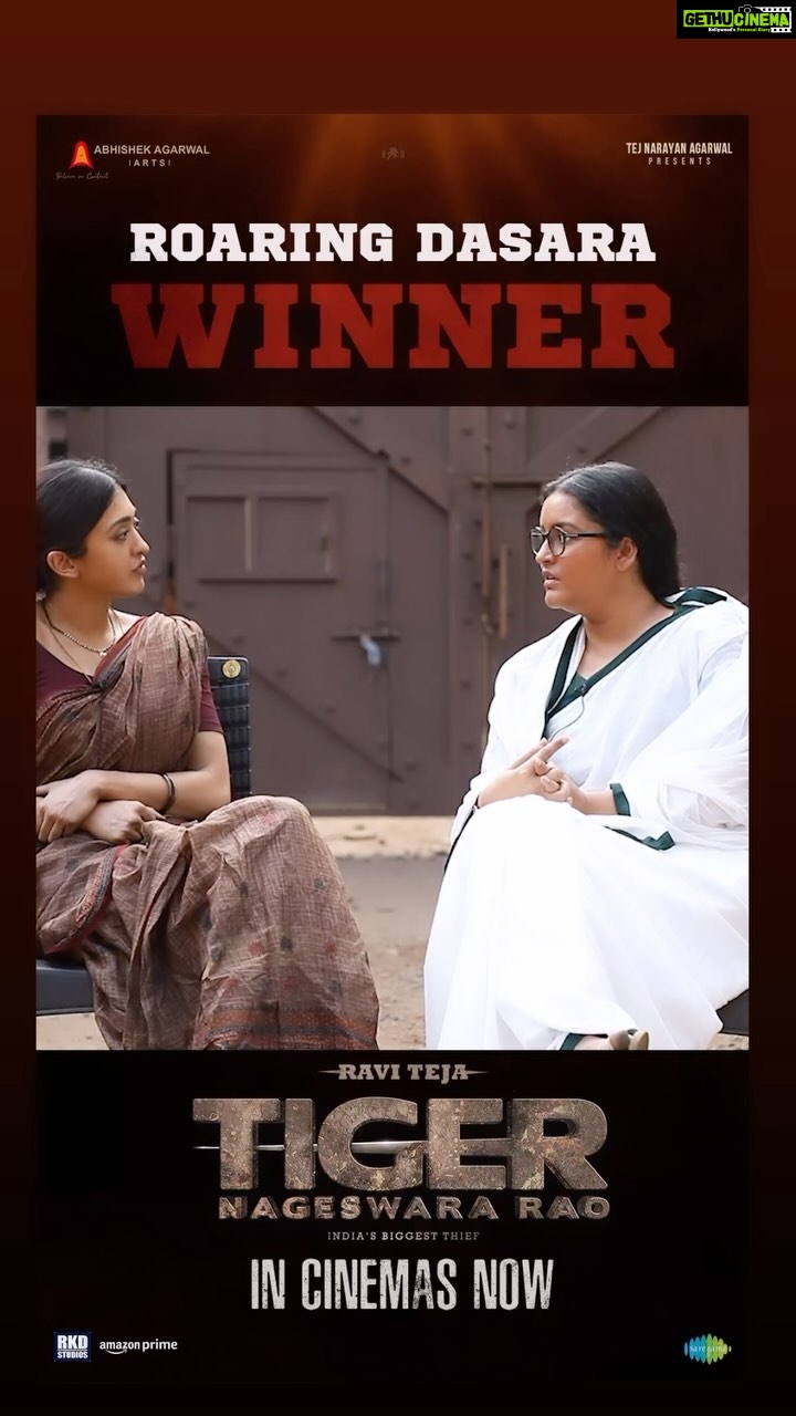 Renu Desai Instagram - @gayatribhardwaj__ I wish all the people who interview me can be as cute and kind and respectful and beautiful and talented and awesome as you are π₯°π€© @abhishekofficl thank you for shooting these cute interviews on location ππΌπ Hyderabad
