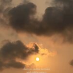Renu Desai Instagram – This is how it was this evening…raw and unedited🧡 Varkala cliff