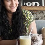 Renu Desai Instagram - My heart responds better to the Sun and the Sea more than any other medicine🎉 Missing being in Varkala 😭