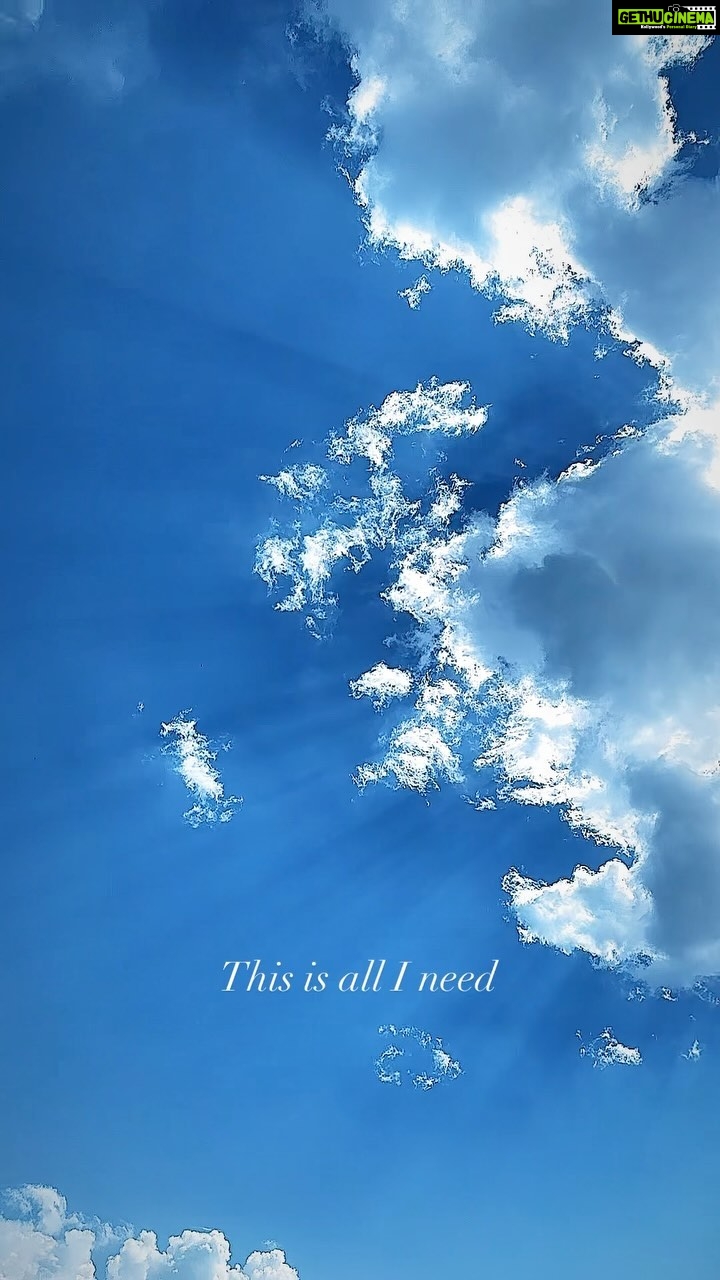 Renu Desai Instagram - This is all I want… Aru Valley