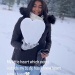 Renu Desai Instagram - We both were so out of breath with the cold and throwing snowballs 🥶🤩 (And this is for all of you who keep asking for Akira. He went to kashmir in November with his friends and he had his college applications deadlines so he didn’t come with us on this trip. Also it’s good to do one child trips once in a while to make the child feel special. Mothers with more than 2 kids will understand what this is 😁) #pahalgam #kashmir #snow #reels Pahalgam