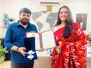 Renu Desai Instagram - Congratulations @abhishekofficl bhaiya for the National award…this is just the beginning bhaiya of the many more to come🎉🙏🏼