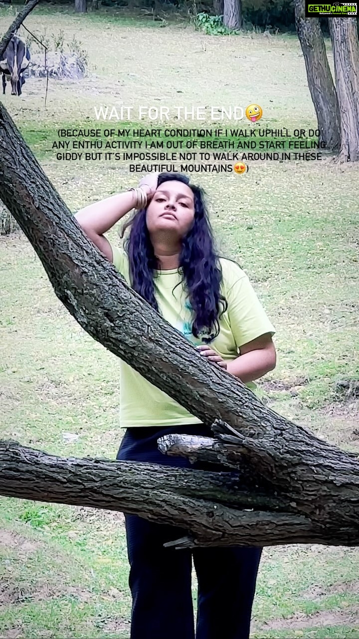 Renu Desai Instagram - My enthu gypsy soul finding joy in nature rather than in crowded cities🎉😍 #kashmir #aruvalley Aru Valley