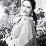 Rethika Srinivas Instagram – Black and while :) 

#rethika #rethikasrinivas #blackandwhite #sarees #cottonsaree #instareels #moodygrams #trendingreels #trend