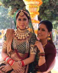 Richa Dixit Instagram - Natkhat.. chulbul.. aur pyari si ladki ko janamdin ki dher sari shubhkamna... lots of love n blessings 🌹🎈❤️🎂🎉💕#happy #happybirthday #enjoy #fun #success #blessings