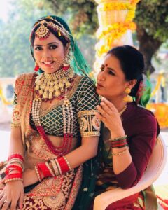 Richa Dixit Instagram - Natkhat.. chulbul.. aur pyari si ladki ko janamdin ki dher sari shubhkamna... lots of love n blessings 🌹🎈❤️🎂🎉💕#happy #happybirthday #enjoy #fun #success #blessings