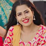 Richa Dixit Instagram – “My dear Sister, I wish you a very happy and joyful year ahead. May God love and care for you, as you did for me. May you live a long and beautiful life. – Happy Birthday Sister.” 🎂🎈🧁🥳🎉🍰🕯️🎆

#happybirthday #birthday #richadixit