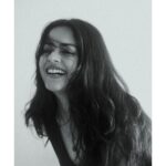 Riddhi Kumar Instagram - Bonne weekend by @kinimatografitis Mumbai, Maharashtra