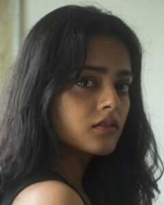 Riddhi Kumar Instagram - In ankhon ki masti mein? Monday mood by @kinimatografitis Mumbai, Maharashtra