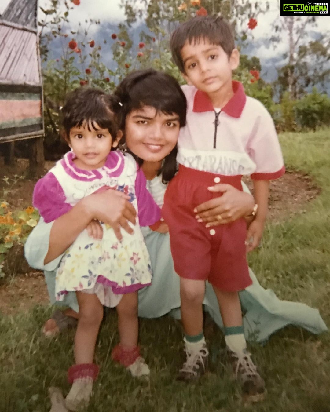 Riddhi Kumar Instagram - The Aries season is here and it brings with it all the sass that @rishkum so effortlessly throws around 💁🏻♀️ I’m so proud of the person that you have become, the work you do and everything that you’ve touched and achieved and offcourse the fine fine funny person that you are. The nonchalant to my trés chalant, the yin to my yang, the (quite literally) Aries fire to my Pisces water and my most favourite person in the world. Ok all 3 are fav. Happy happy birthday sunny bunny 🐰 I love you 💕 See you very very soon ✈️ #rishkenderishere ALSO EVERYONE PLEASE FOLLOW HIS PAGE @behaviouraleconomist I assure you it’s pretty cool